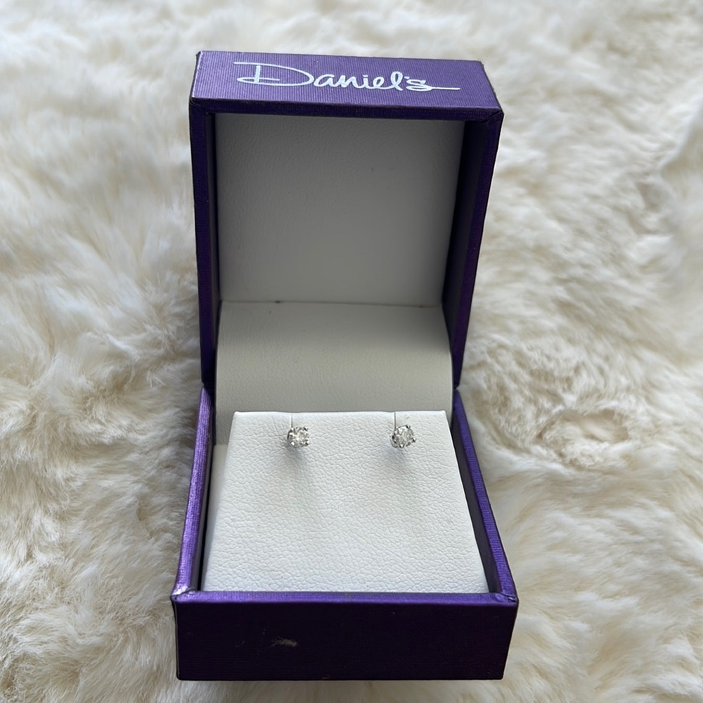 Daniel’s earring size number two